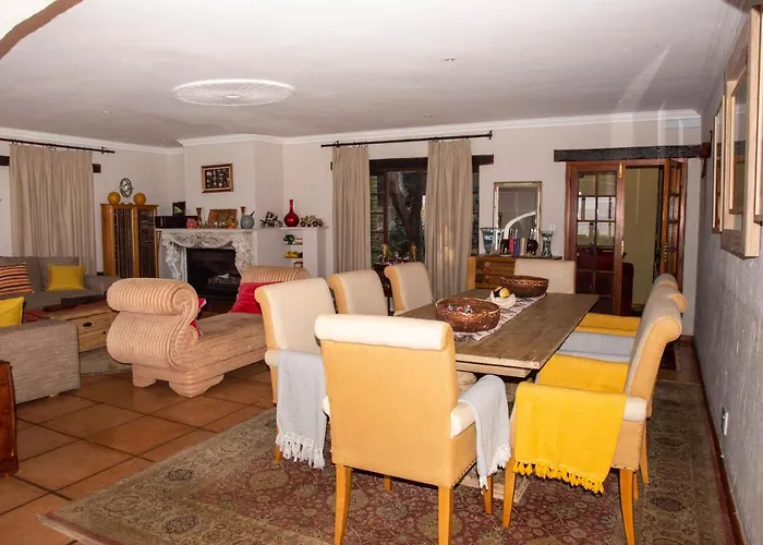 Vintage Serene Villa