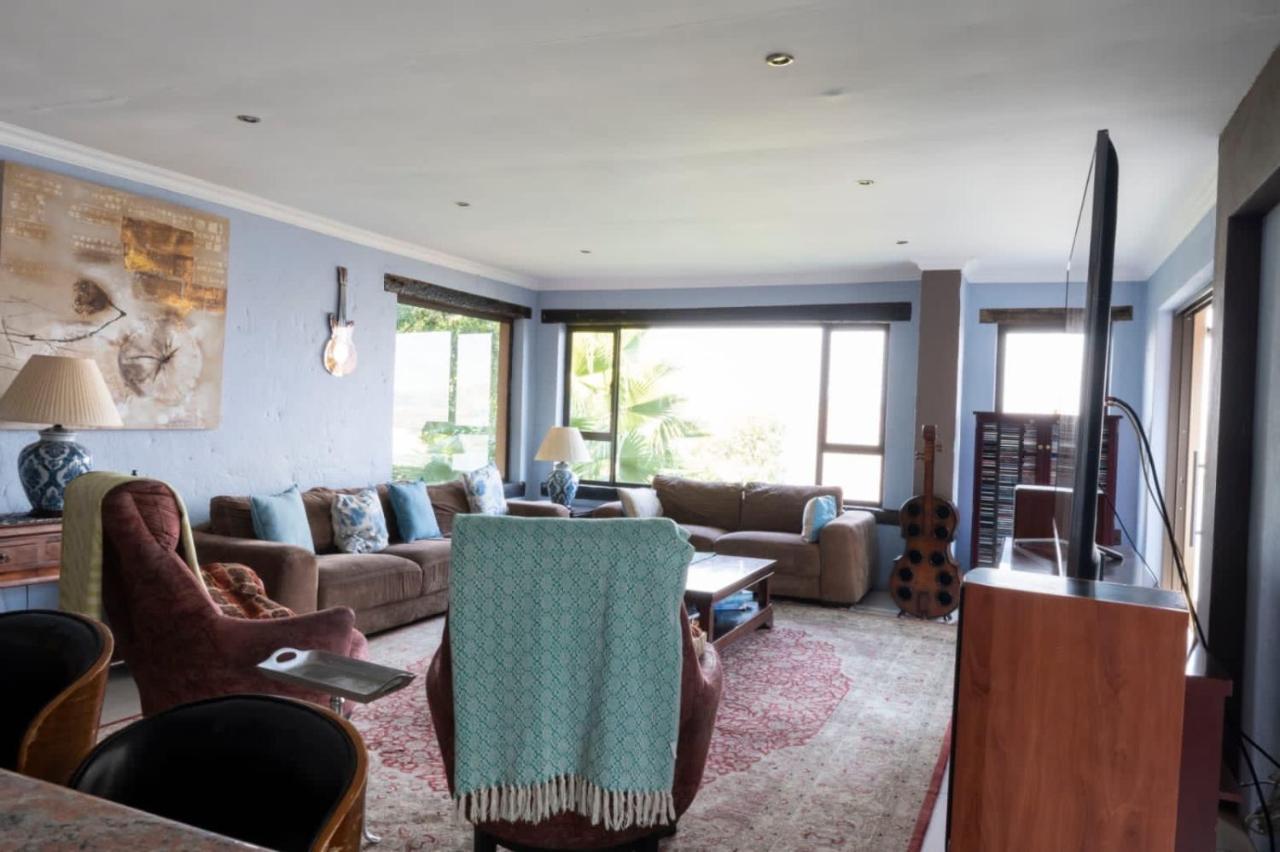 Vintage Serene Hartbeespoort
